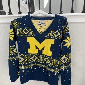 University Michigan Wolverines Sweater V Neck Campus Specialties Adult Medium